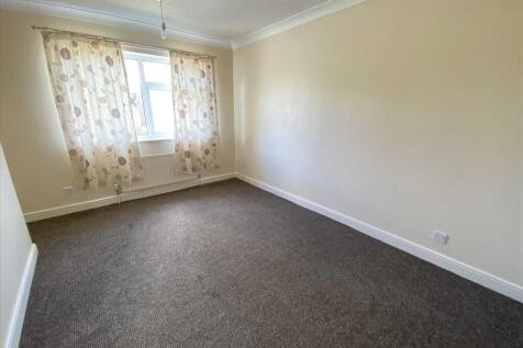 Bedroom 1: