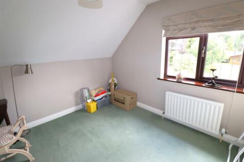 Bedroom 4.JPG