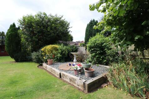 Garden (1).JPG