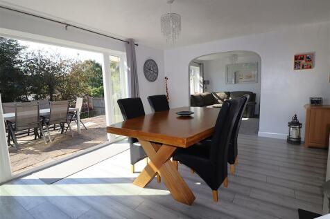 Open Plan Dining Area