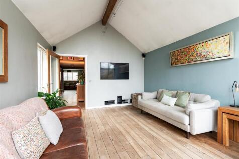 living room2.jpg