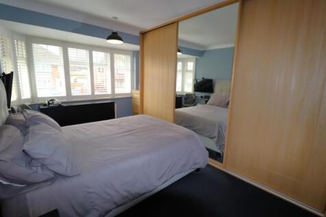 Bed2 (2).JPG