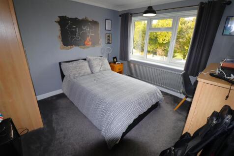 Bed3 (6).JPG