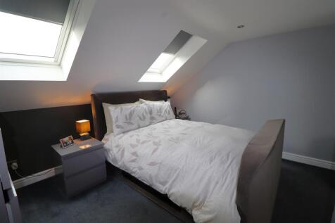 Bed1 (1).JPG