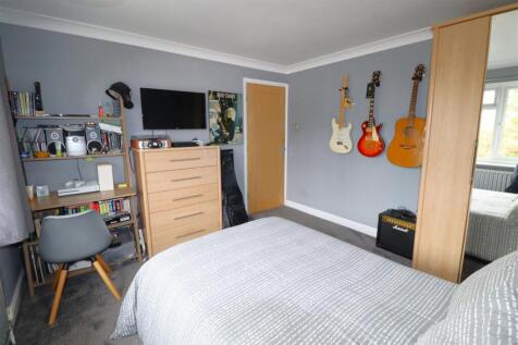 Bed3 (1).JPG