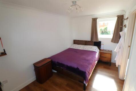 BED 1 1st.JPG