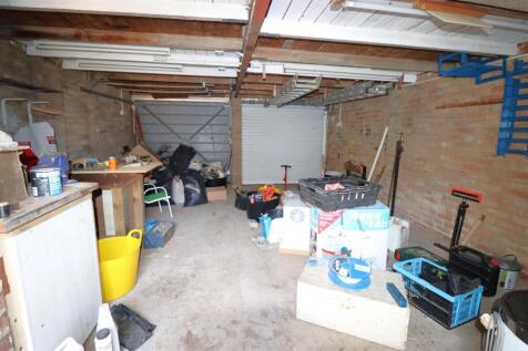 Garage.JPG