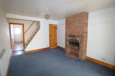 DINING ROOM 1.JPG