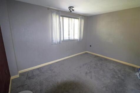 BED 2.JPG