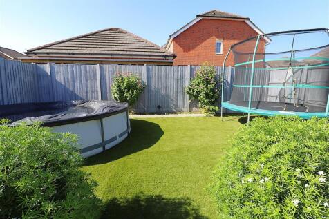 GARDEN 4.JPG