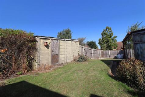 GARDEN 1.JPG