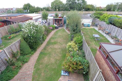 GARDEN 2.JPG