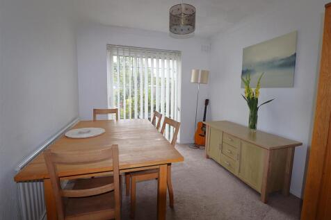 DINING AREA.JPG