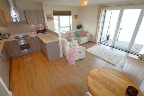 Open Plan Kitchen/Lounge