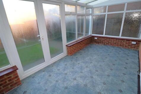 Conservatory/Dining Area