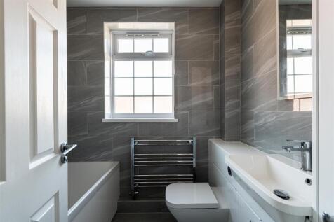 Springvale bathroom first floor.jpg