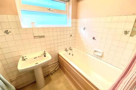 Bath 16.jpg