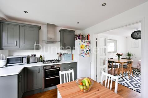 Kitchen 3.jpg