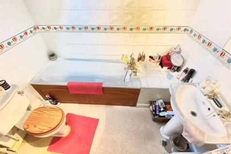 Bath Pott.jpg