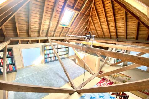 Loft 1.jpg