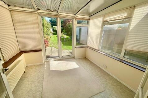 60 Westland Drive Conservatory.jpg