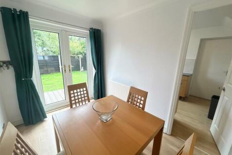 Dining Room.jpg