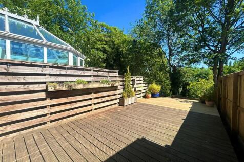 Motcombe Grove 1.jpg