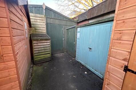 Yard Photo 5.jpg