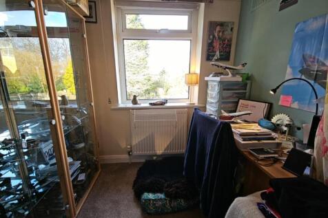 Bedroom Three/Study