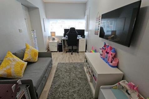 Bedroom Four/Office