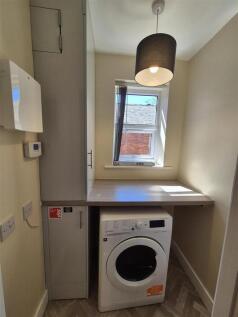 Utility Room 2.jpg