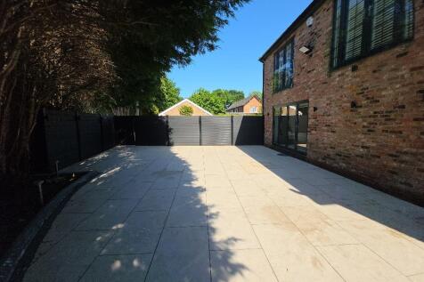 Enclosed Rear Garden