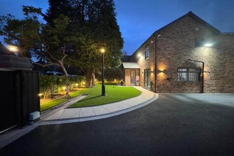Front Garden Night