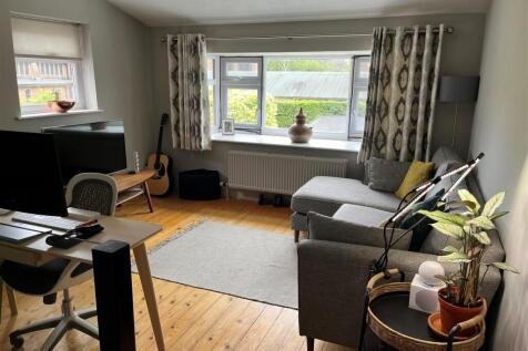 Flat Lounge