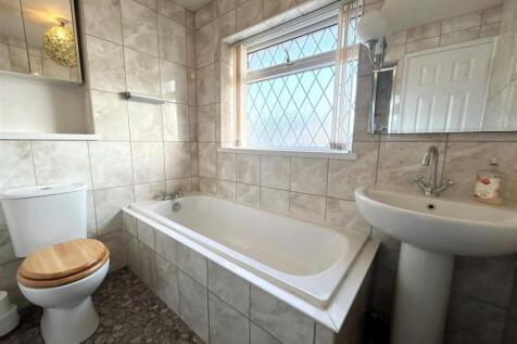 Bathroom Second photo.jpg