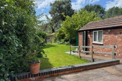 Rear Garden 2.jpg