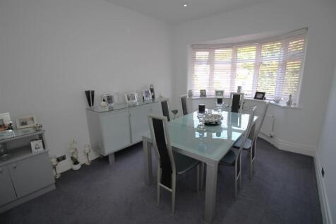 Dining Room/Bedroom