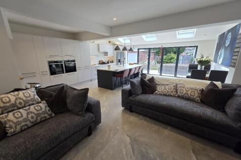 Dining/Kitchen/Family Room