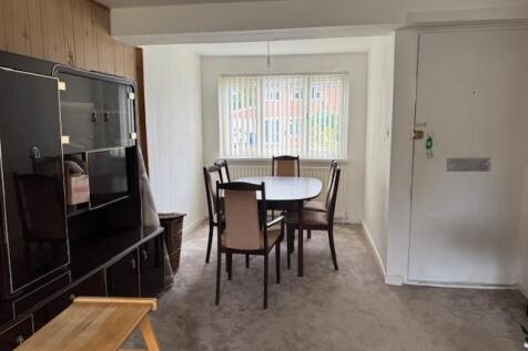 Dining room.jpg