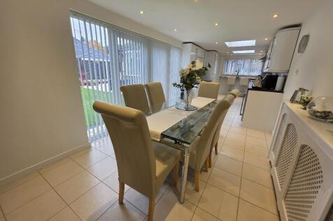 Dining Area to Kitchen