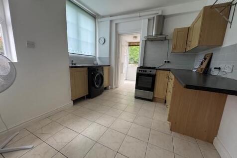 Kitchen .jpg