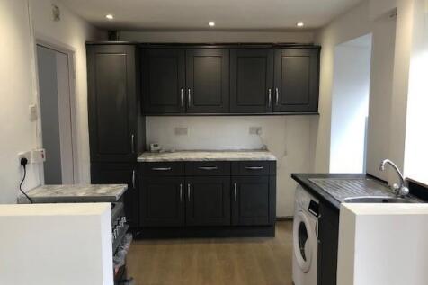 Kitchen 3.jpg