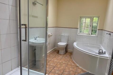 Bungalow Bathroom