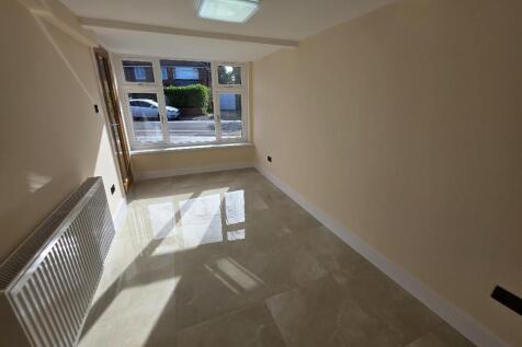 Sitting Room/Bedroom Five