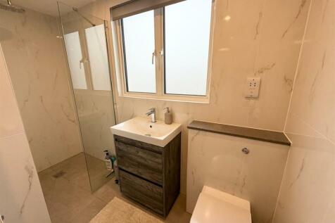 Shower Room.jpeg