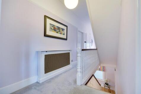 First Floor Galleried Landing