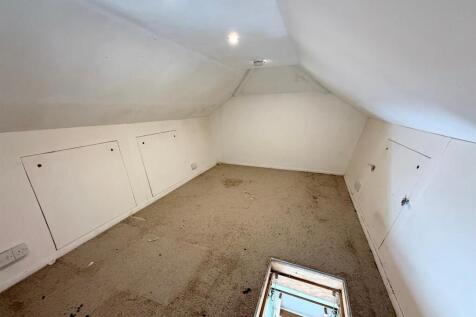 Loft Room.jpg