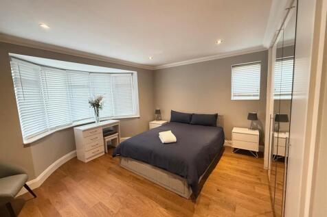 Bedroom One.jpg