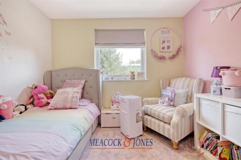 95 Hunter Avenue IMG_4676_16 copy.jpg