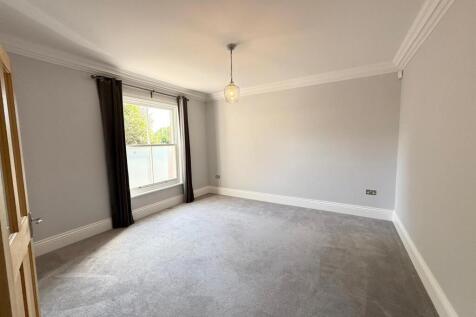 Dining Room.jpg